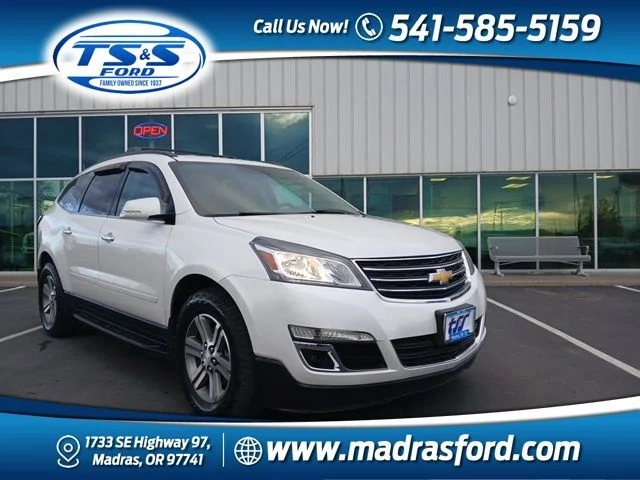 2017 Chevrolet Traverse LT AWD photo