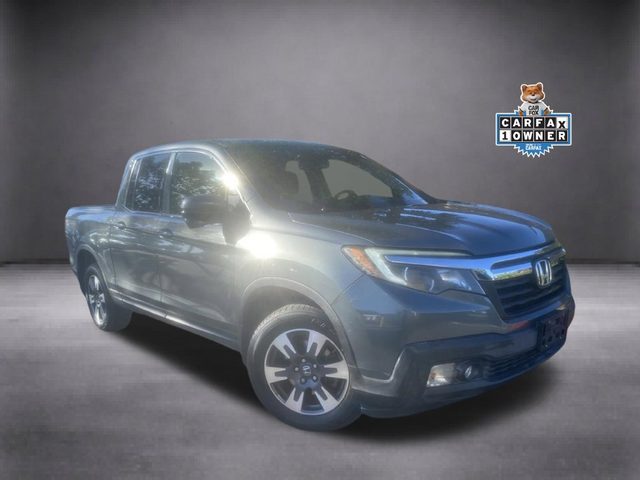 2017 Honda Ridgeline RTL-T AWD photo