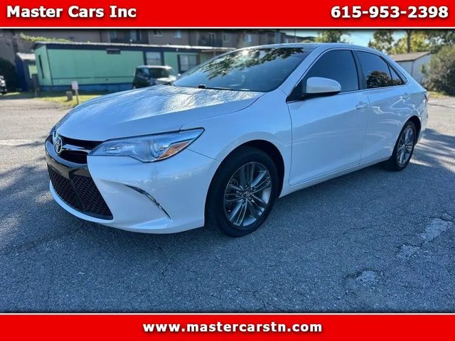 2017 Toyota Camry SE FWD photo