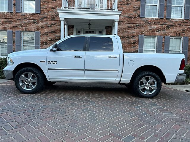 2016 Ram 1500 Lone Star 4WD photo