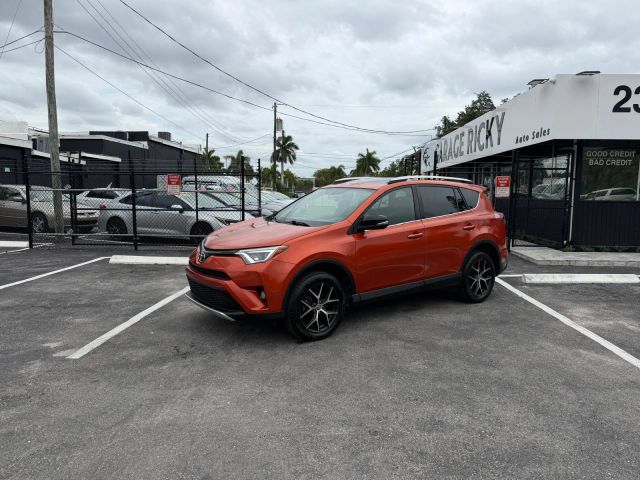 2016 Toyota RAV4 SE FWD photo
