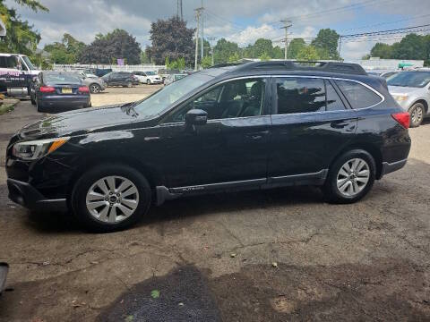 2017 Subaru Outback Premium AWD photo
