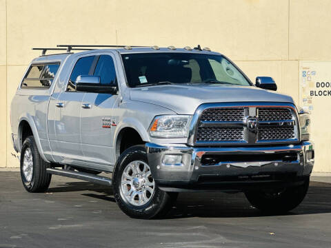 2016 Ram 3500 Laramie 4WD photo