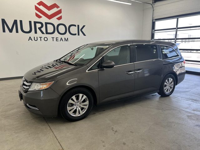 2016 Honda Odyssey SE FWD photo