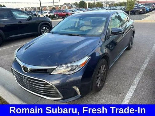 2016 Toyota Avalon Limited FWD photo