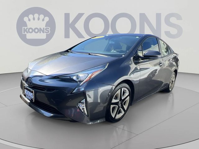 2016 Toyota Prius Four Touring FWD photo