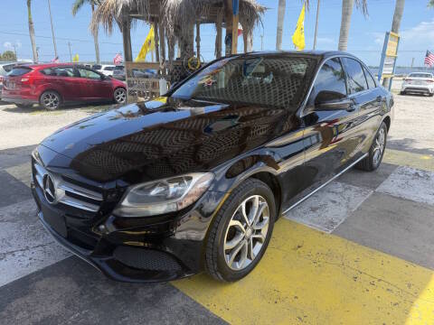 2016 Mercedes-Benz C-Class C 300 AWD photo