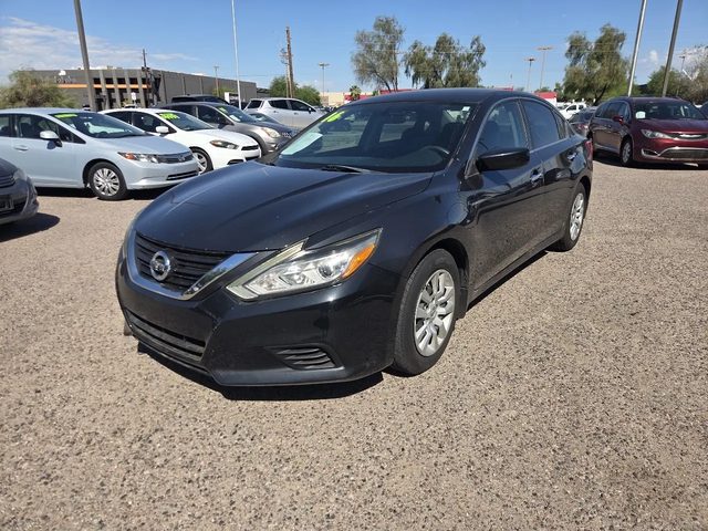 2016 Nissan Altima 2.5 FWD photo