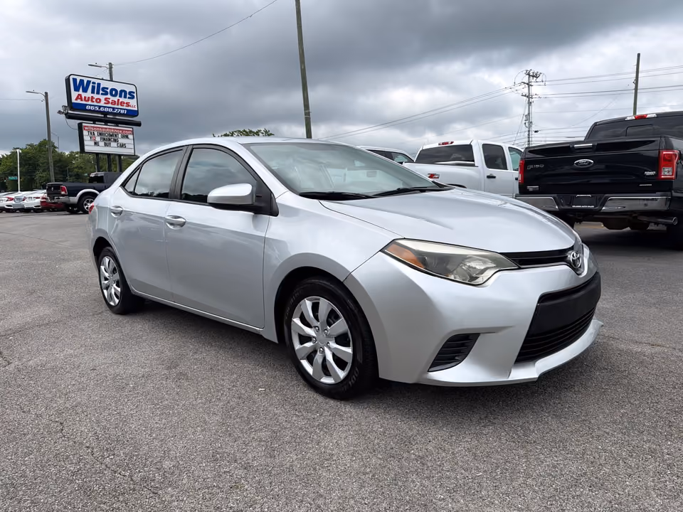2016 Toyota Corolla LE FWD photo