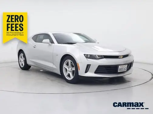 2017 Chevrolet Camaro 1LT RWD photo