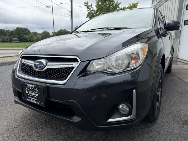 2016 Subaru Crosstrek Limited AWD photo