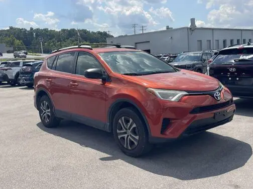 2016 Toyota RAV4 LE AWD photo