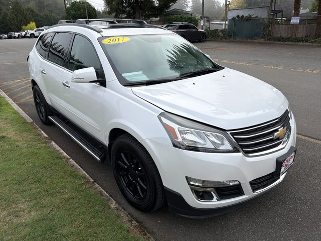 2017 Chevrolet Traverse LT AWD photo