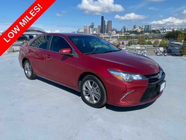 2017 Toyota Camry SE FWD photo