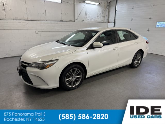 2017 Toyota Camry SE FWD photo