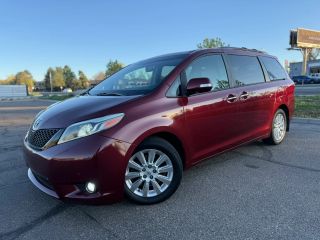 2016 Toyota Sienna LTD AWD photo