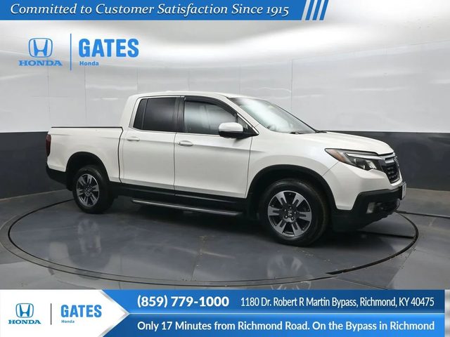 2017 Honda Ridgeline RTL AWD photo