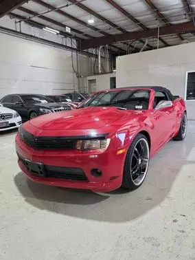 2015 Chevrolet Camaro LT RWD photo