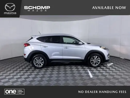 2016 Hyundai Tucson SE FWD photo