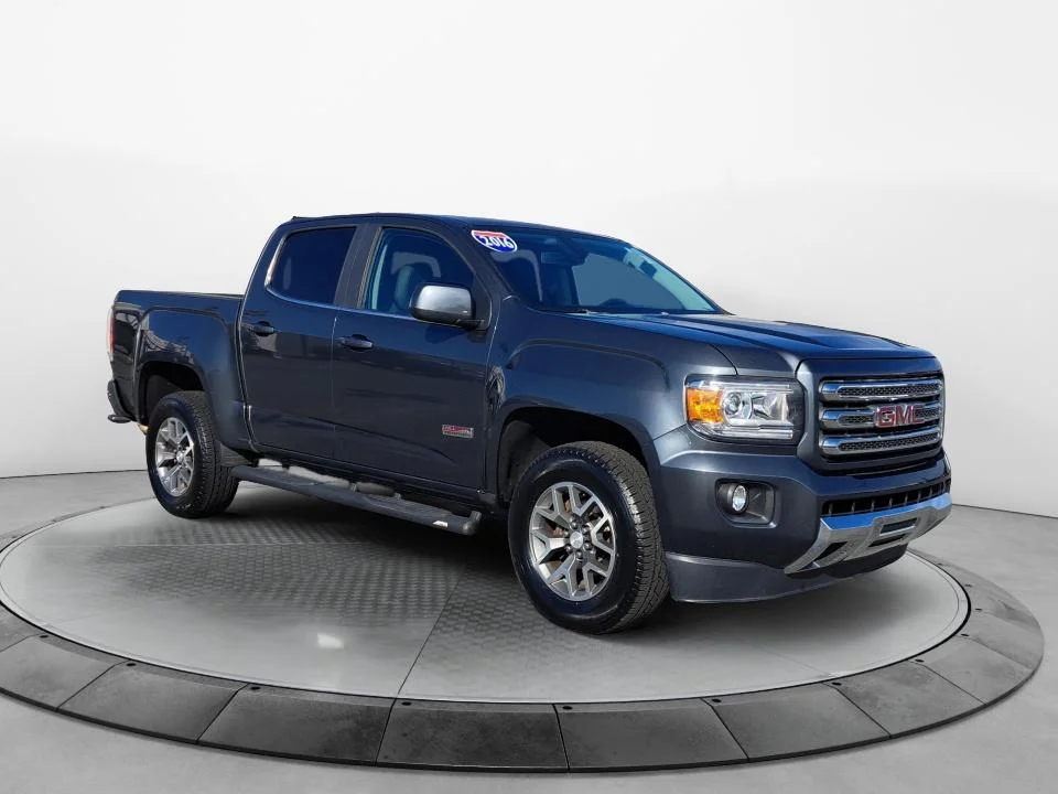 2016 GMC Canyon 4WD SLE 4WD photo