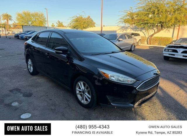 2016 Ford Focus SE FWD photo