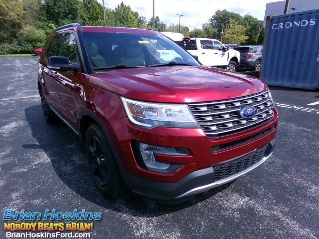 2017 Ford Explorer XLT 4WD photo
