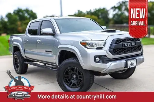 2016 Toyota Tacoma TRD Sport RWD photo