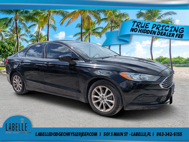 2017 Ford Fusion SE FWD photo