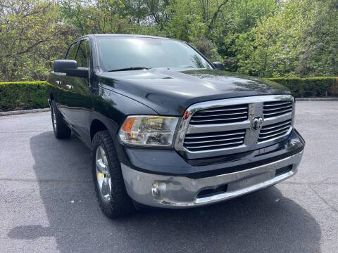 2016 Ram 1500 Big Horn 4WD photo