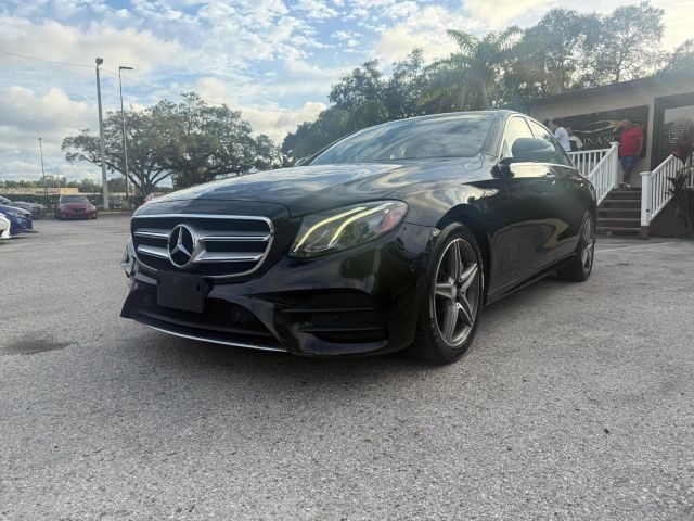 2017 Mercedes-Benz E-Class E 300 Sport RWD photo