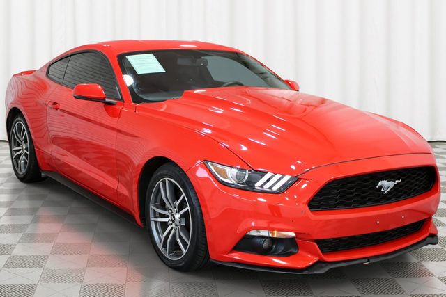 2015 Ford Mustang EcoBoost RWD photo