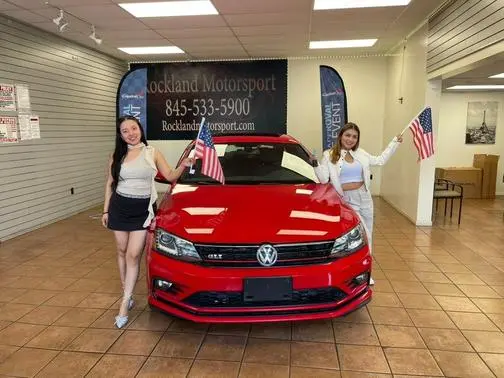 2016 Volkswagen Jetta 2.0T GLI SEL FWD photo