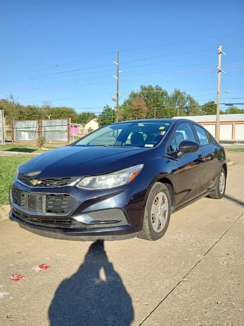 2016 Chevrolet Cruze LS FWD photo