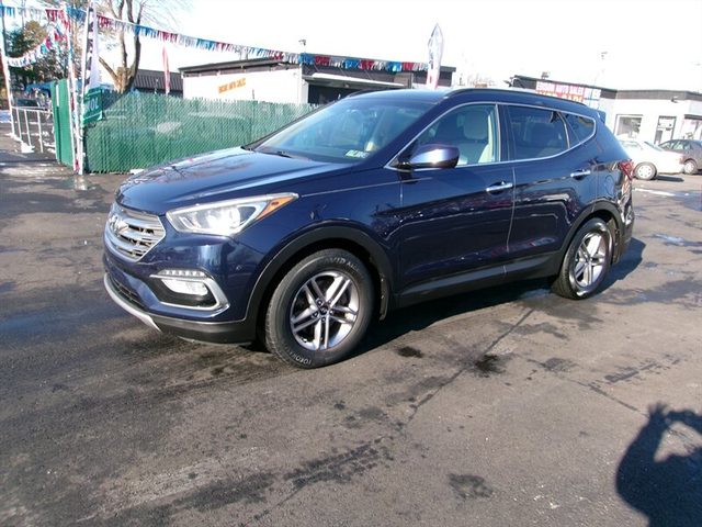 2017 Hyundai Santa Fe Sport 2.4L AWD photo