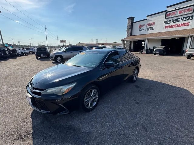 2017 Toyota Camry SE FWD photo