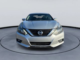 2016 Nissan Altima 2.5 SR FWD photo