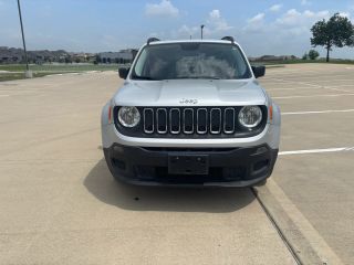 2016 Jeep Renegade Sport FWD photo