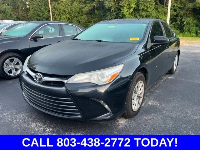 2017 Toyota Camry LE FWD photo