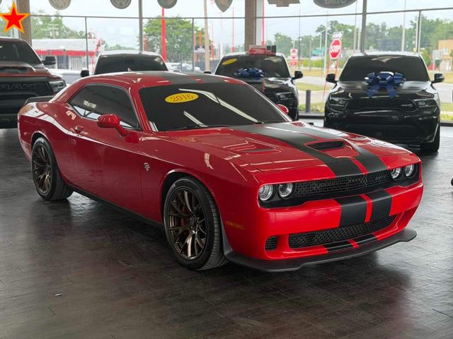 2016 Dodge Challenger SRT Hellcat RWD photo