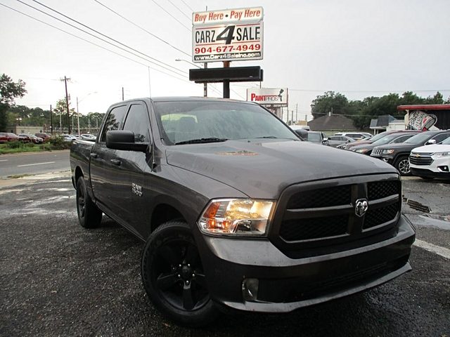 2016 Ram 1500 Express RWD photo