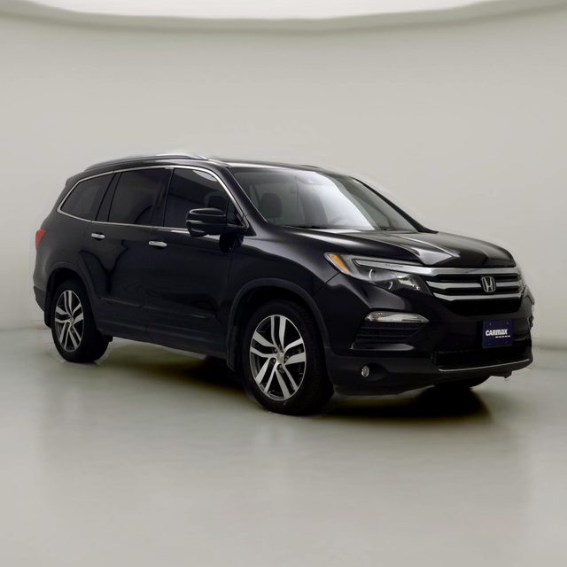 2016 Honda Pilot Touring FWD photo