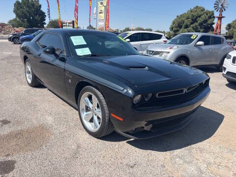 2016 Dodge Challenger R/T Plus RWD photo