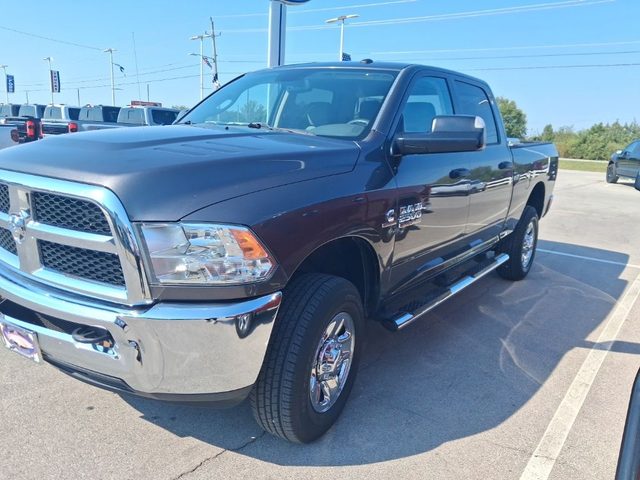 2016 Ram 2500 Tradesman 4WD photo
