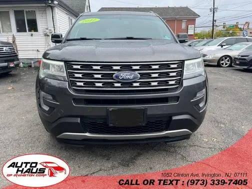 2017 Ford Explorer XLT 4WD photo