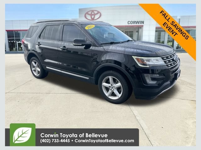 2017 Ford Explorer XLT 4WD photo