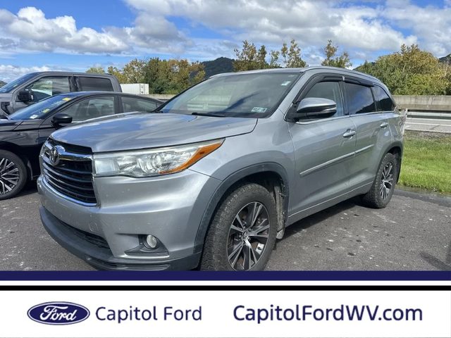 2016 Toyota Highlander XLE AWD photo