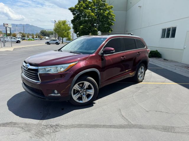2016 Toyota Highlander Limited FWD photo