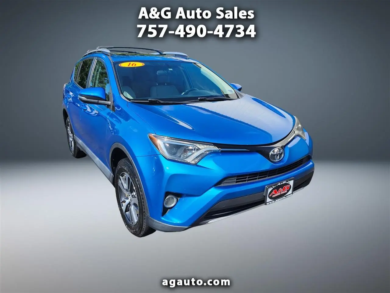 2016 Toyota RAV4 XLE AWD photo