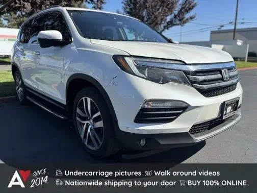2016 Honda Pilot Touring AWD photo