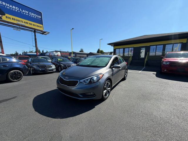2016 Kia Forte EX FWD photo